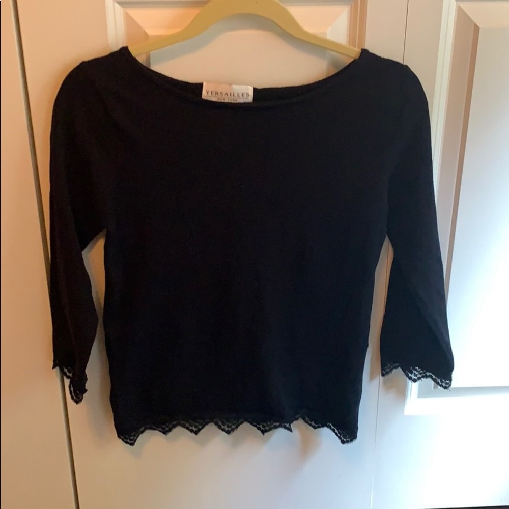 Lightweight pullover black top.